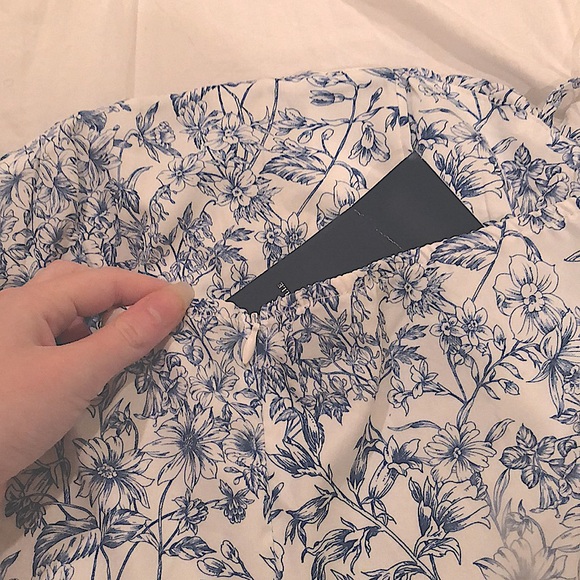 Brandy Melville Floral Tie Dress - Picture 4 of 5